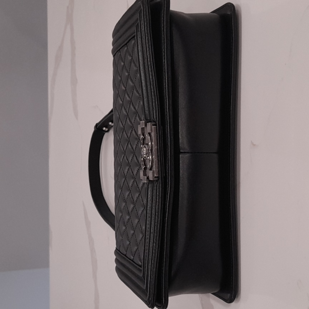 Authentic Chanel Boy Bag Crossbody in Black - Picture 12 of 15